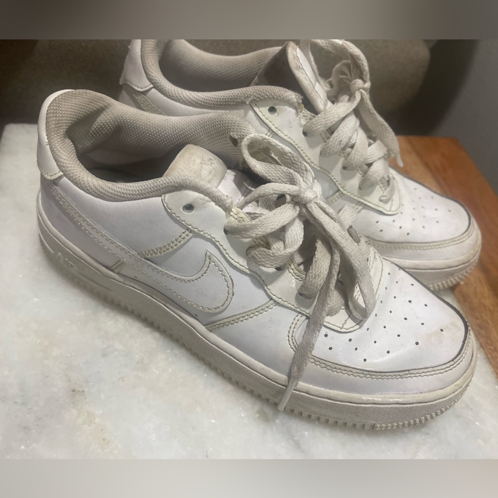 Nike Air Force 1’s - white